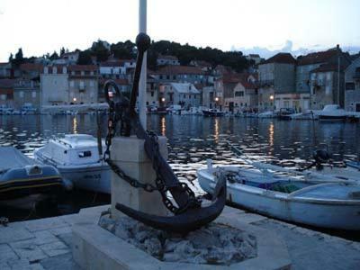 Villa Anna Milna  Luaran gambar